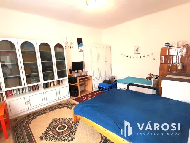 Nappali+ 2 szobás családi ház Szombathelyen