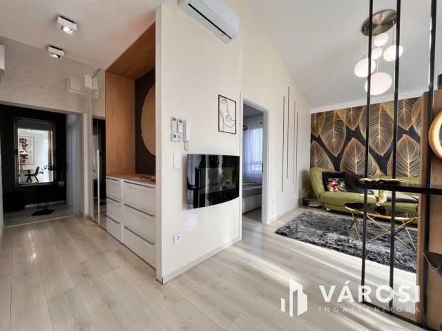 Exkluzív, designer lakás kiadó – prémium minőség Debrecen