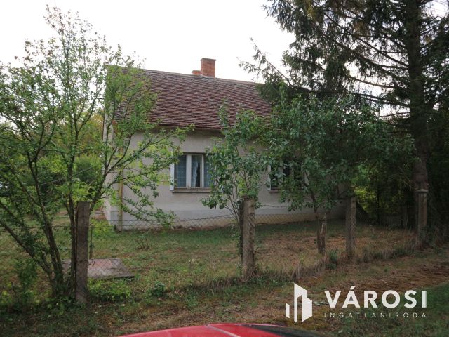 Nemesrempehollós,2szoba,berendezett,beköltözhető,1ha/85m2