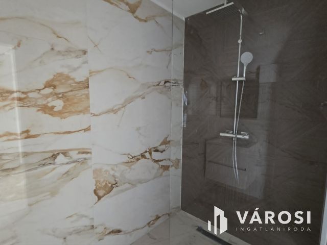 Költözz be a belvárosi kényelembe! Új otthon Debrecenben!