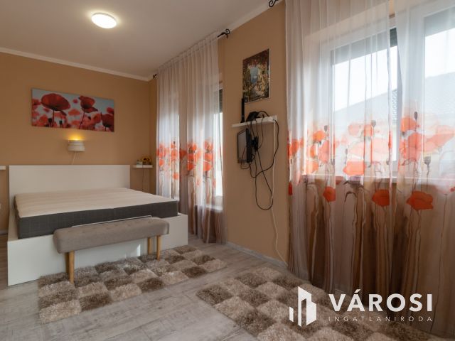 Modern ikerház Siófok legszebb új építésű lakóparkjában